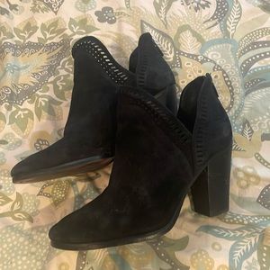 Vince Camuto Boots Womens 9 M Fileana Ankle Booties Black Suede Block Heels